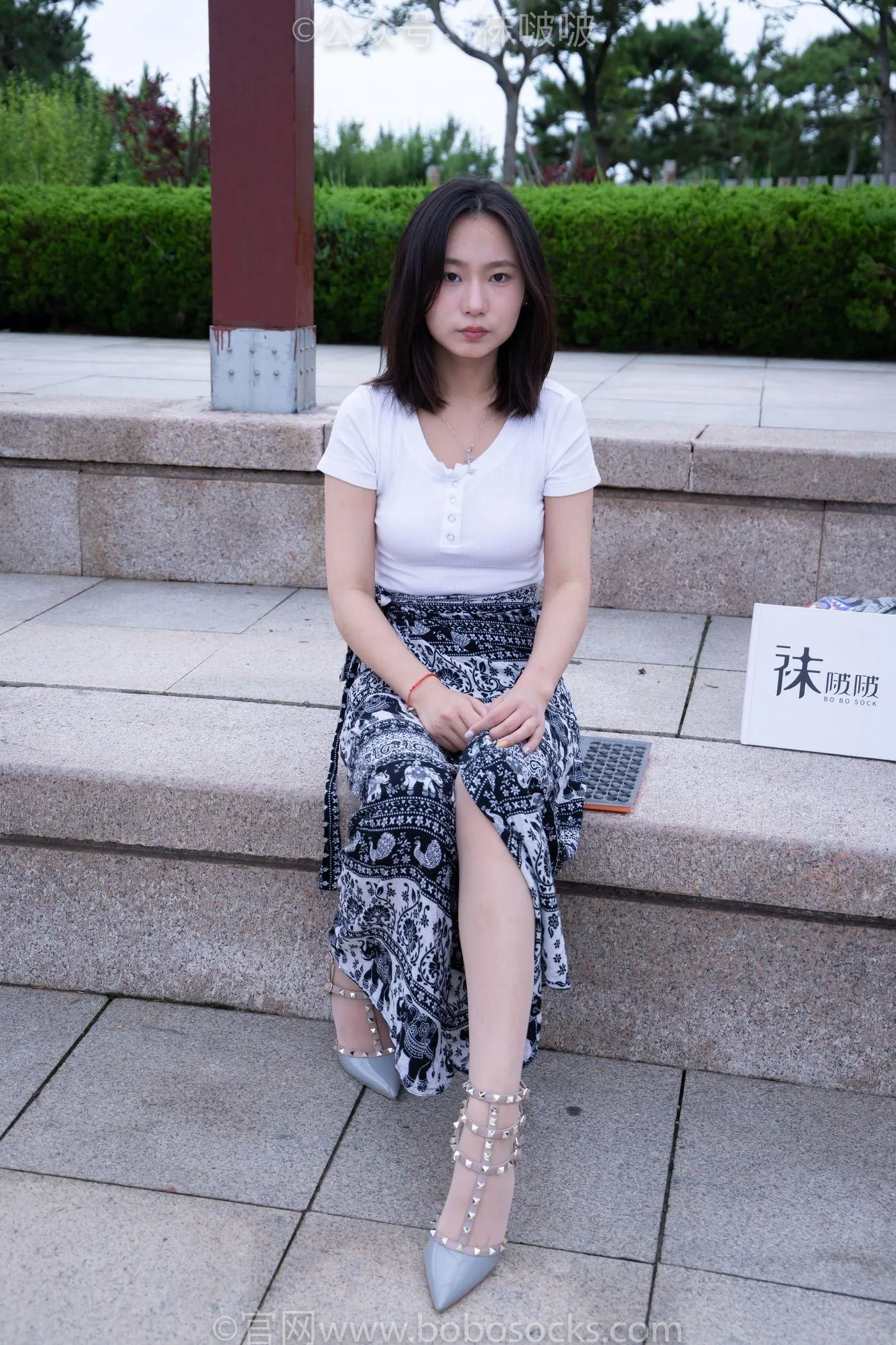 [BoBoSocks袜啵啵]NO.014 思思-华伦天奴高跟鞋、肉丝 [140P]插图6